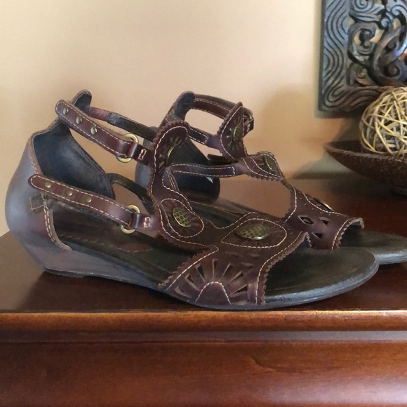 Pikolinod dark brown gladiator sandals - Picture 2 of 8